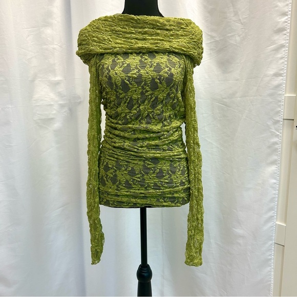 Zara Green lace long sleeve off the shoulder fitted top blouse Sz M NWOT stretch - Picture 6 of 13